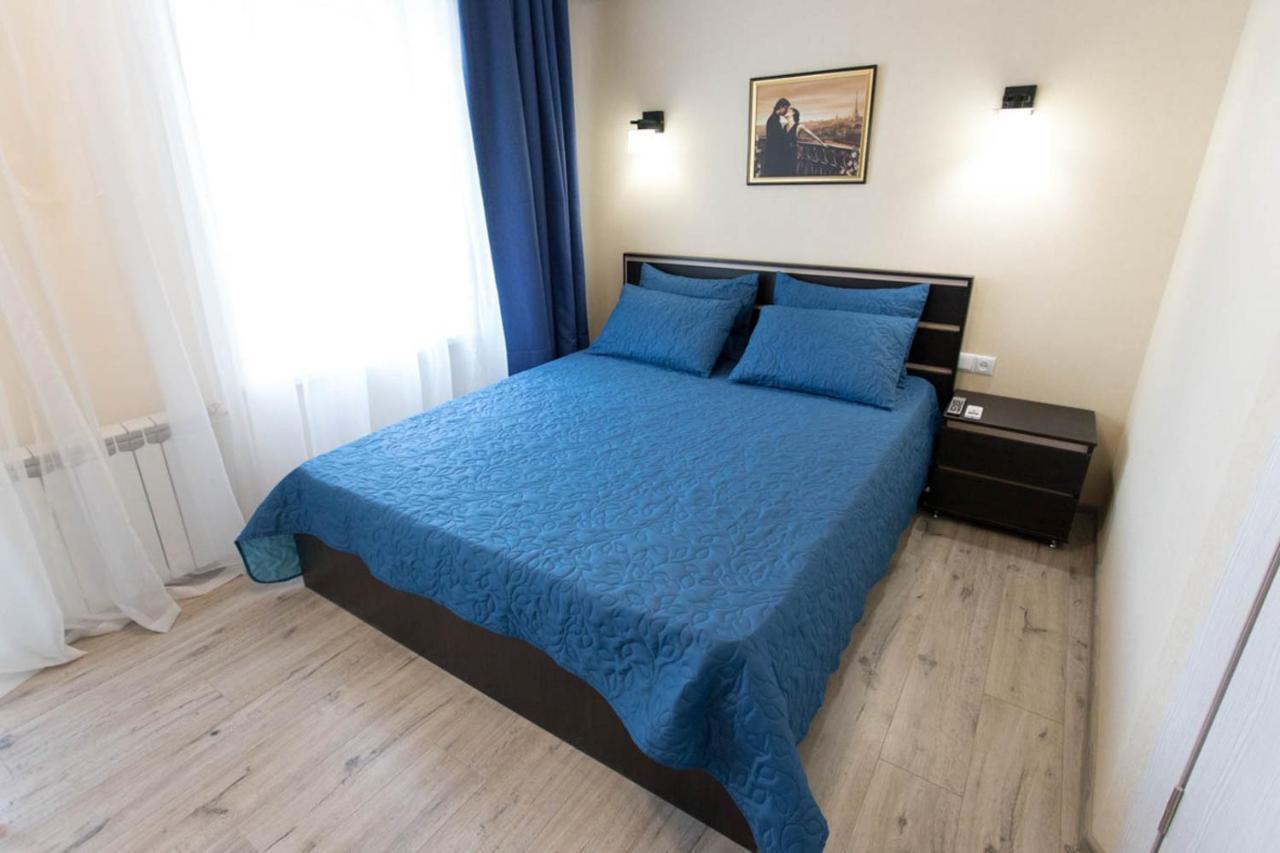 New Apartments In The Centre - Kuznechna Str. 26/3 Harkov Kültér fotó